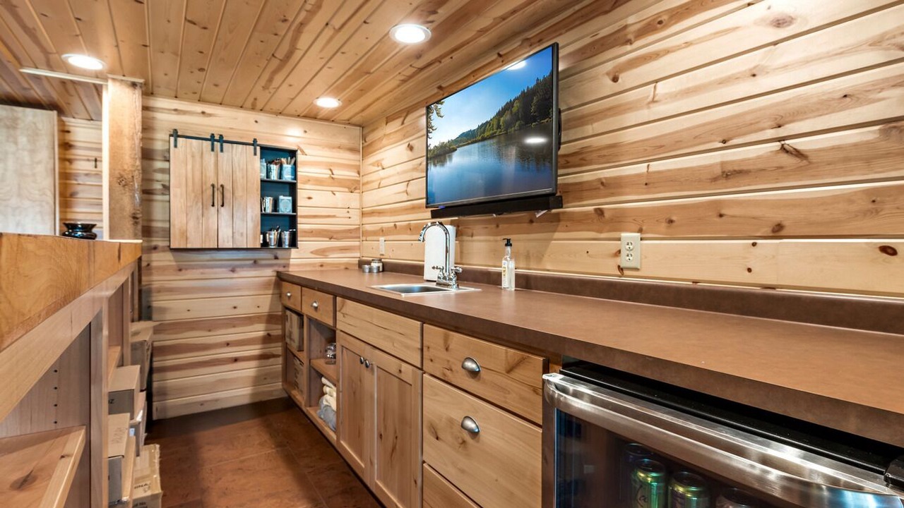Photo of Kitchen in Comstock