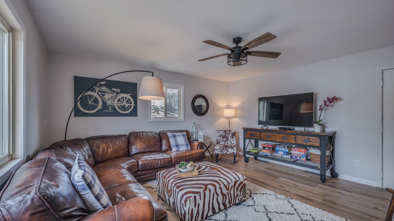 Photo of Livingroom in West Branch