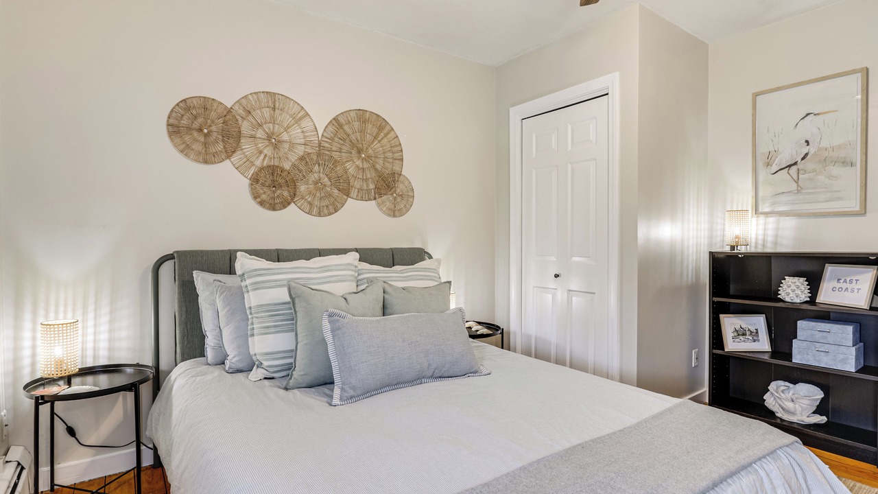 Photo of Bedroom in Wakefield-Peacedale