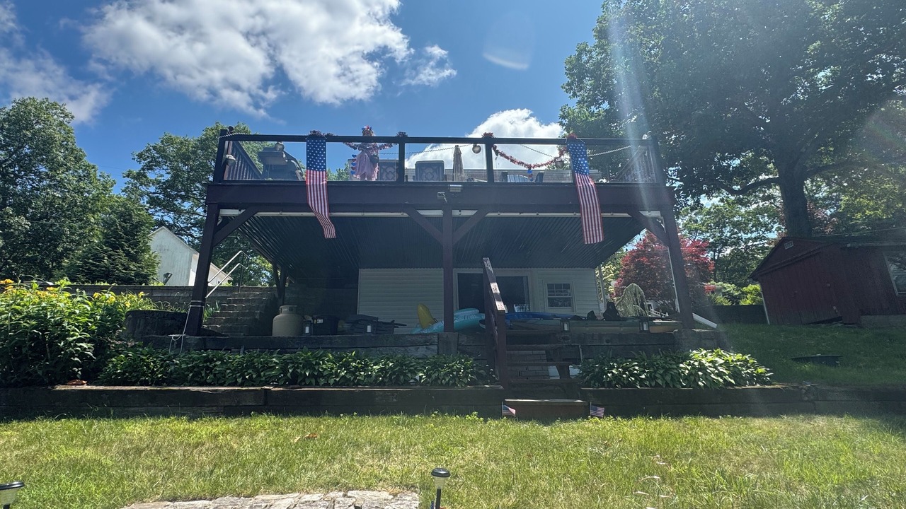 Photo of Outdoor in Charlton