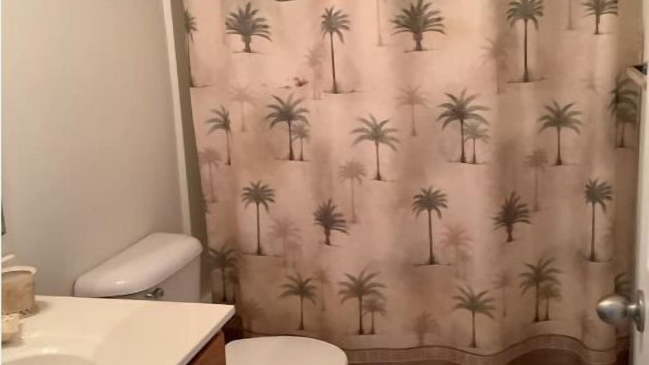 Photo of Bathroom in Woodbury