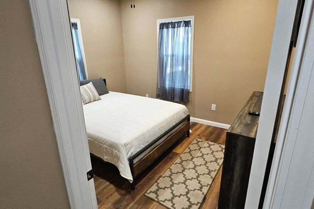 Photo of Bedroom in Mason City