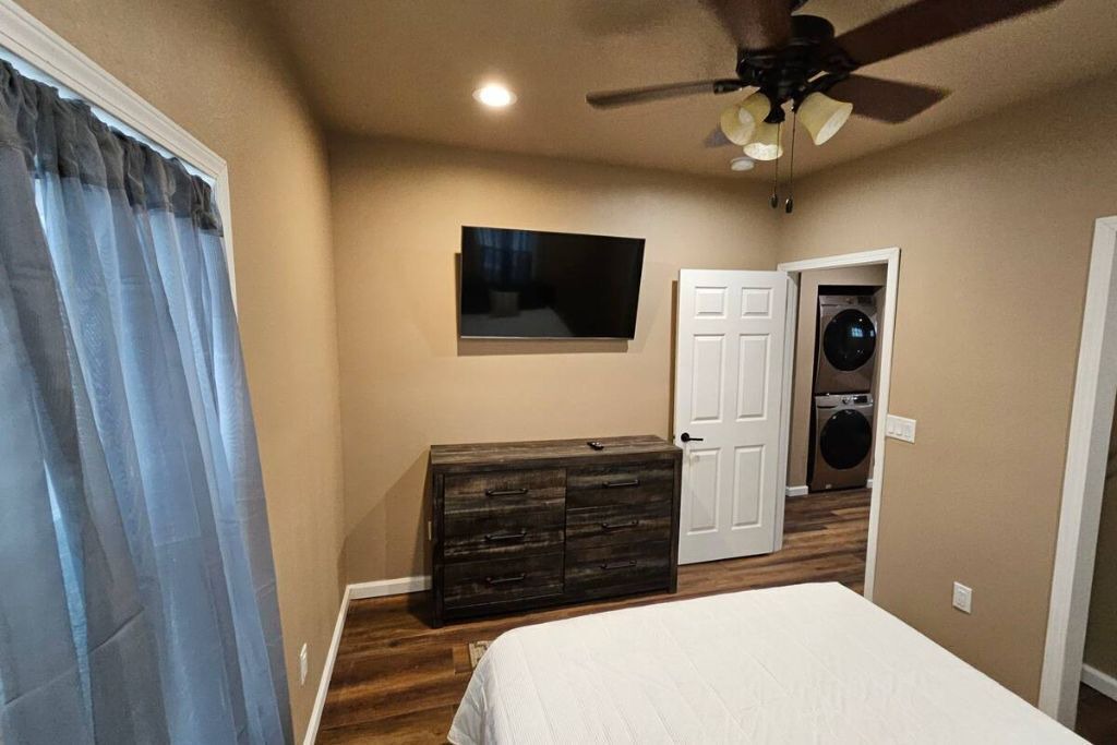 Photo of Bedroom in Mason City
