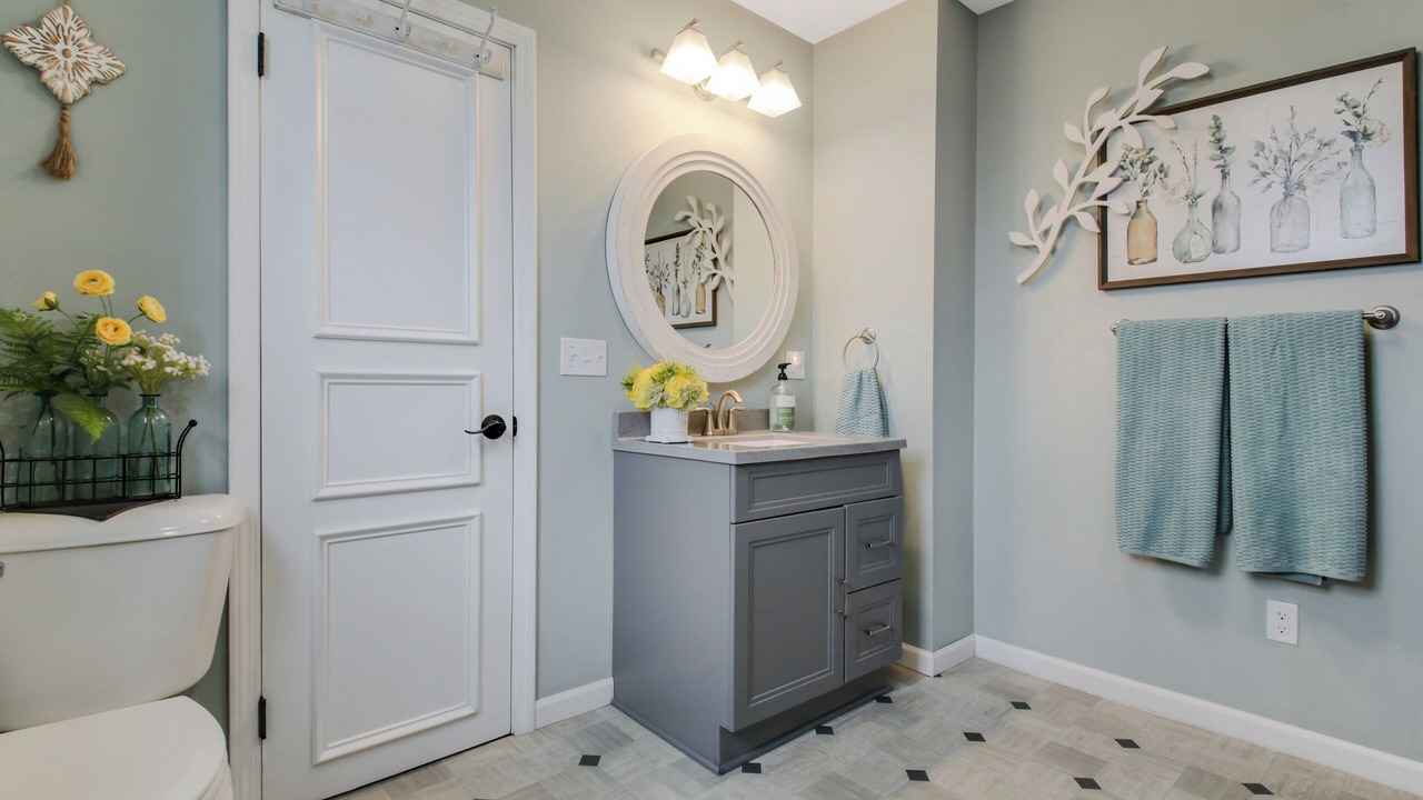 Photo of Bathroom in Bloomer
