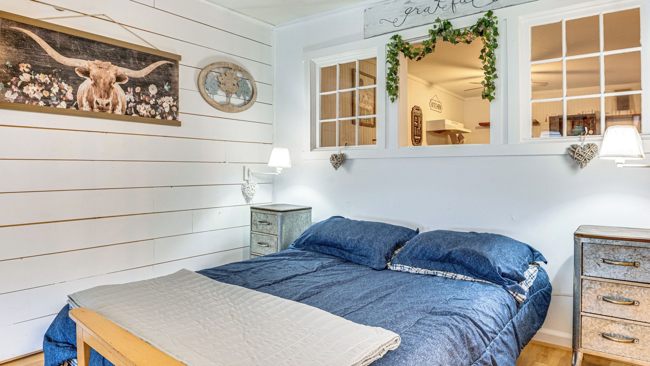 Photo of Bedroom in Barton