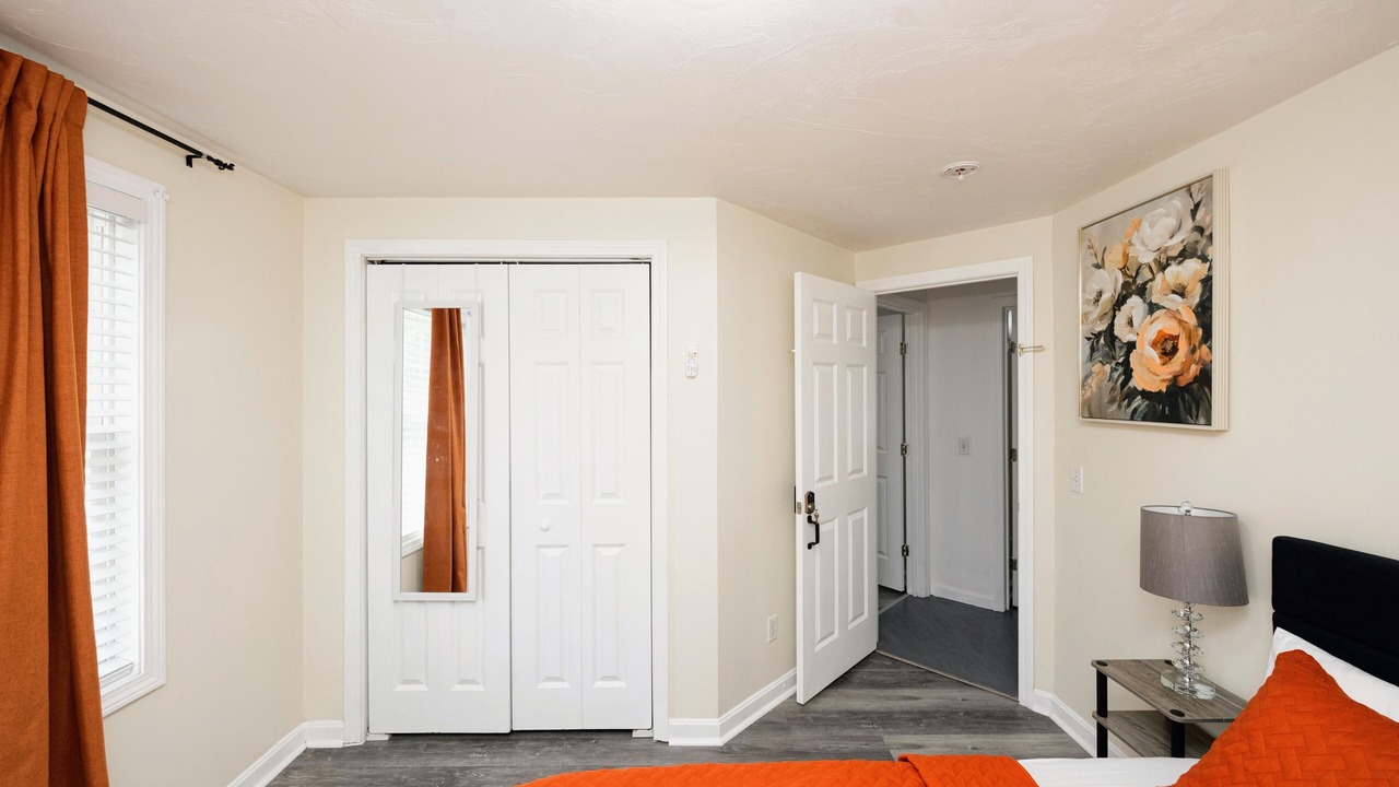 Photo of Bedroom in Webster Square