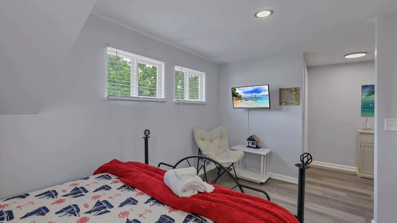 Photo of Bedroom in Buckeye Lake