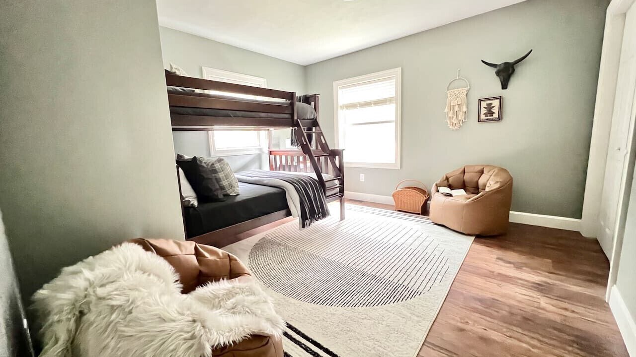 Photo of Bedroom in South Rutland