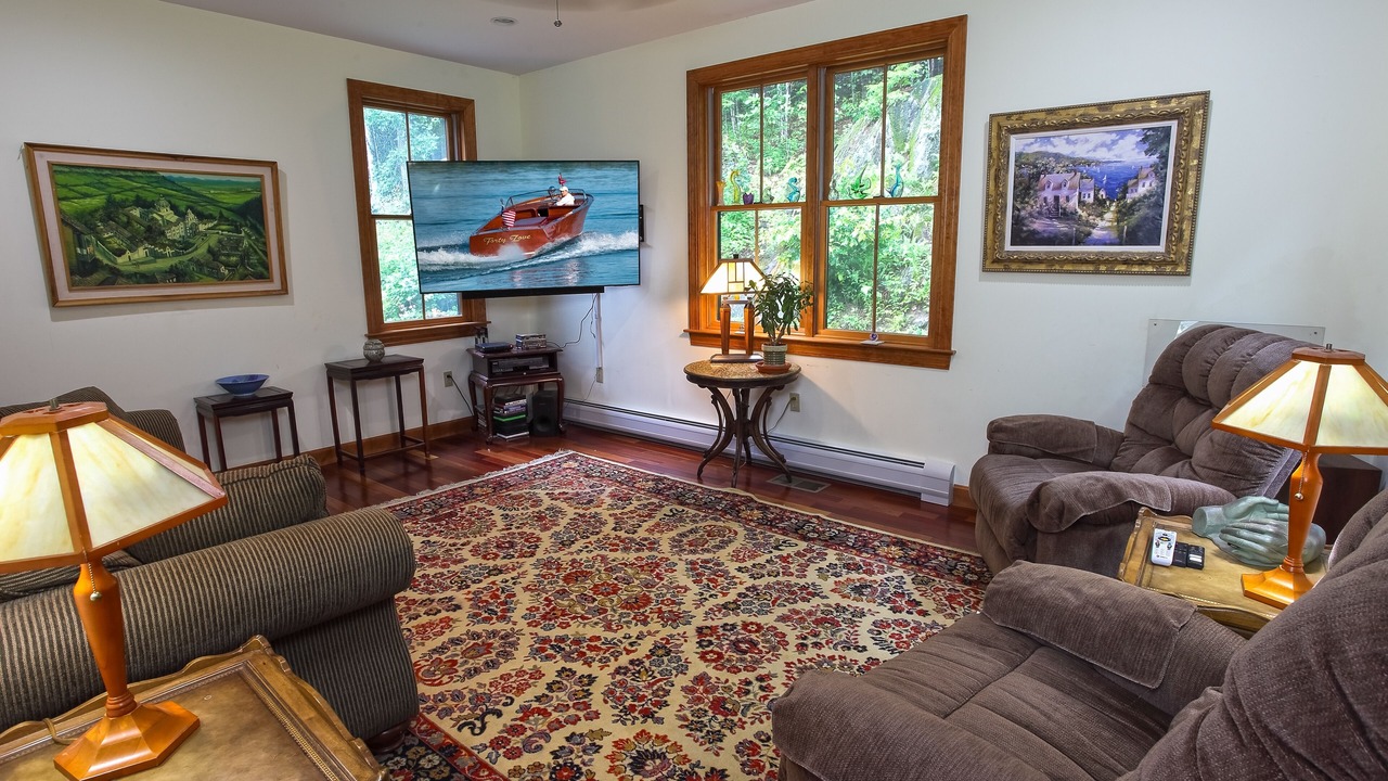 Photo of Livingroom in West Halifax