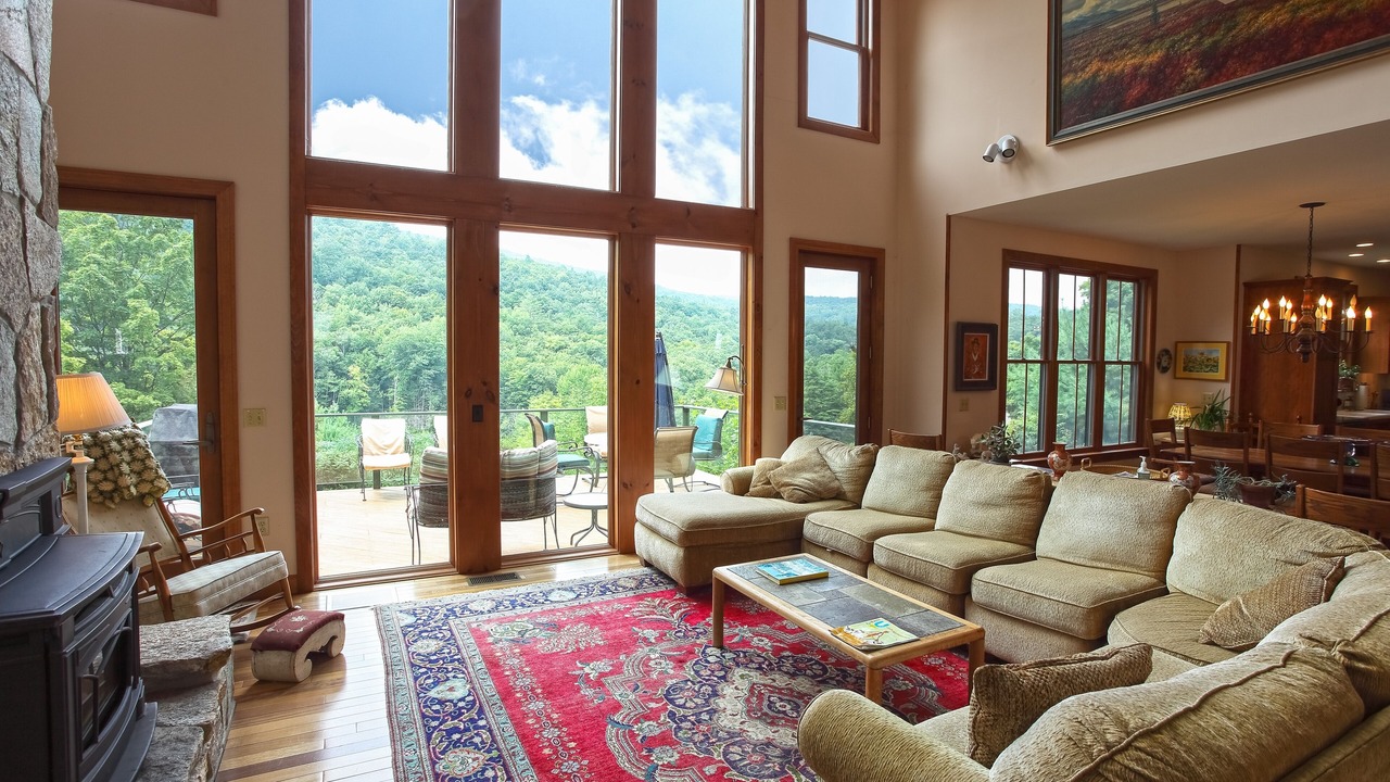 Photo of Livingroom in West Halifax