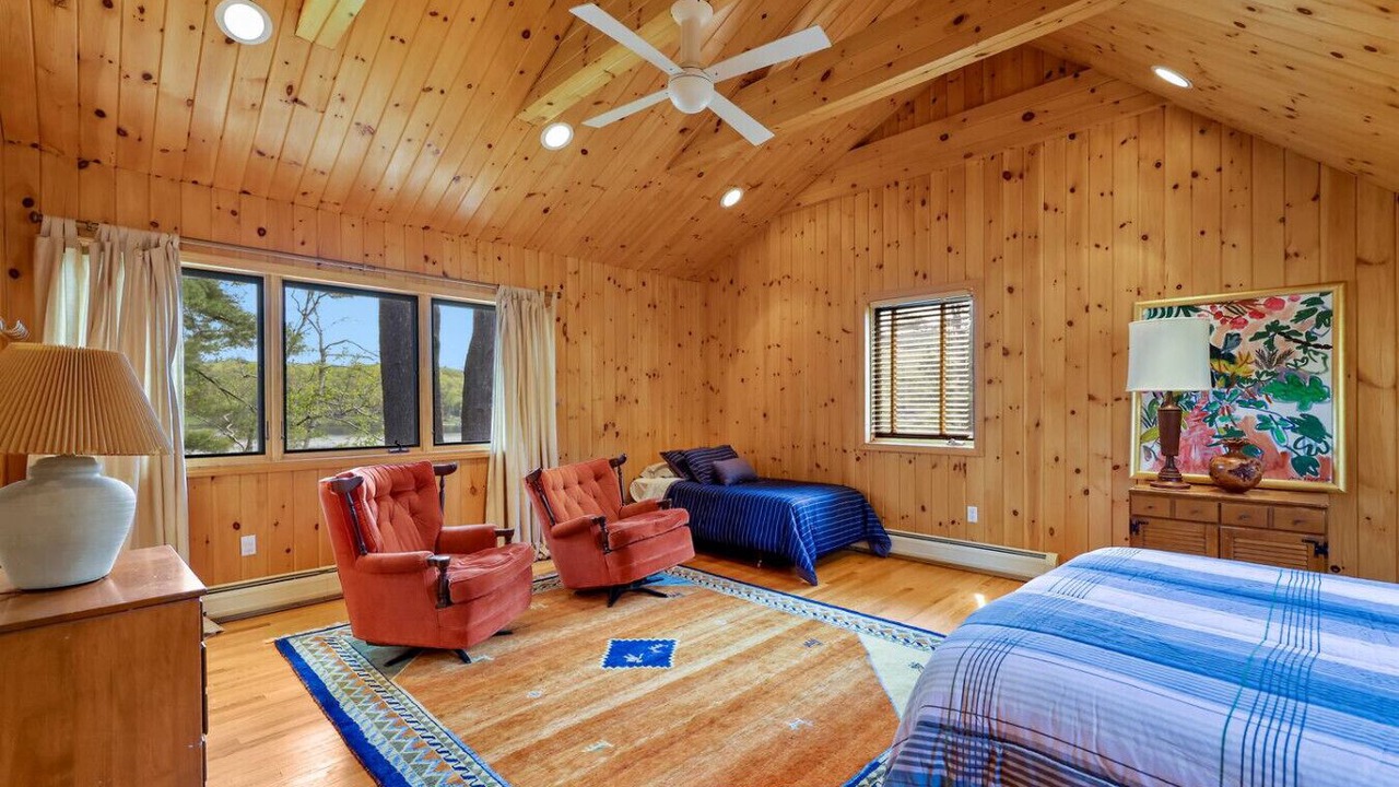 Photo of Bedroom in Tyringham