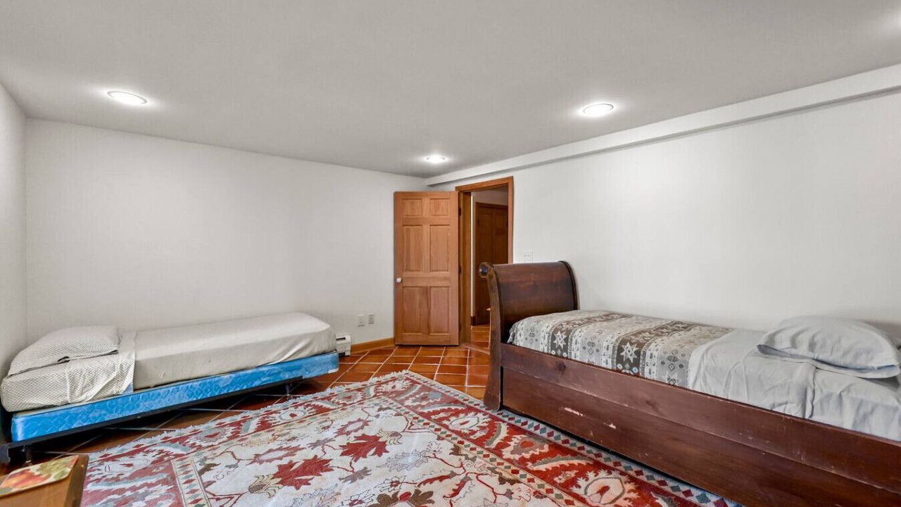 Photo of Bedroom in Tyringham