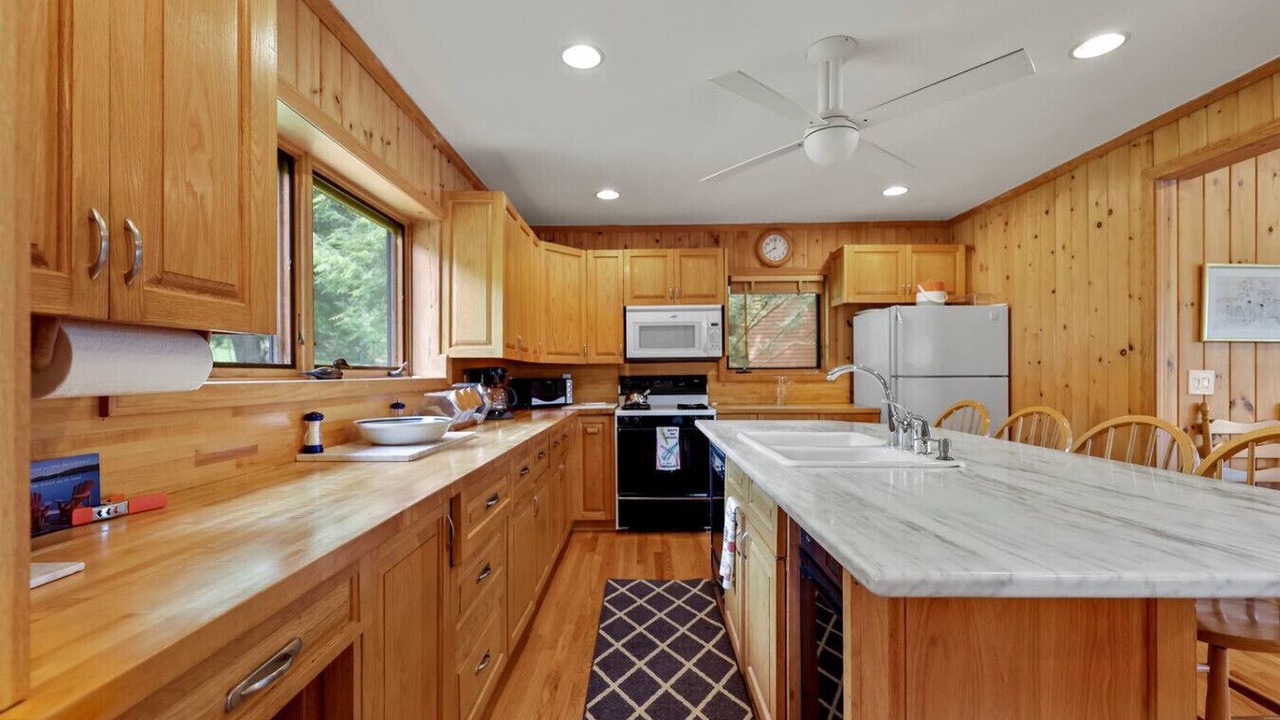 Photo of Kitchen in Tyringham