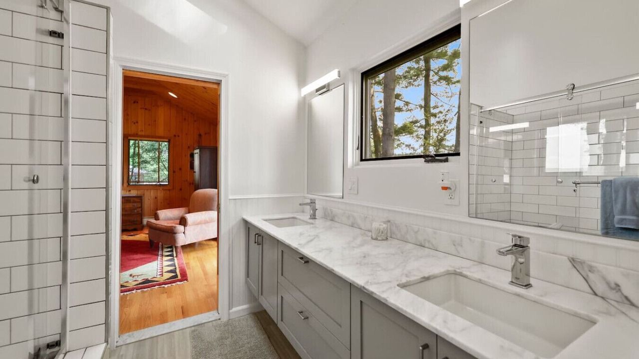 Photo of Bathroom in Tyringham