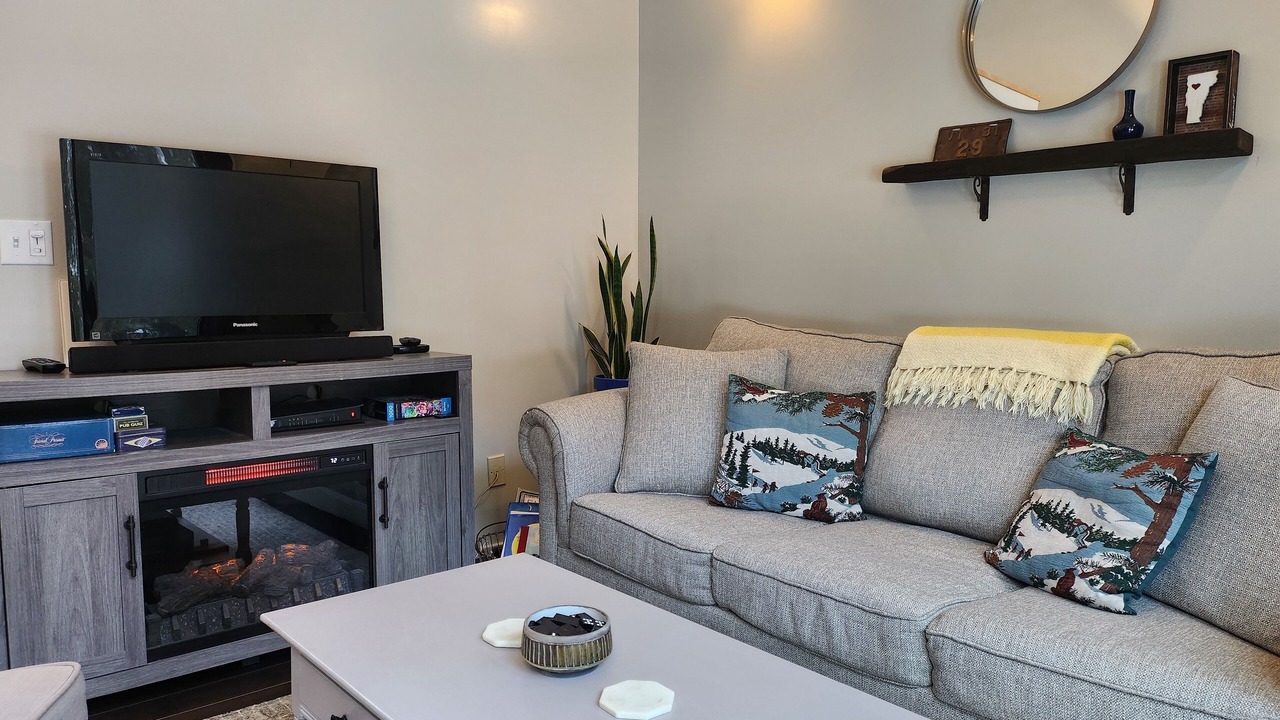 Photo of Livingroom in Jericho