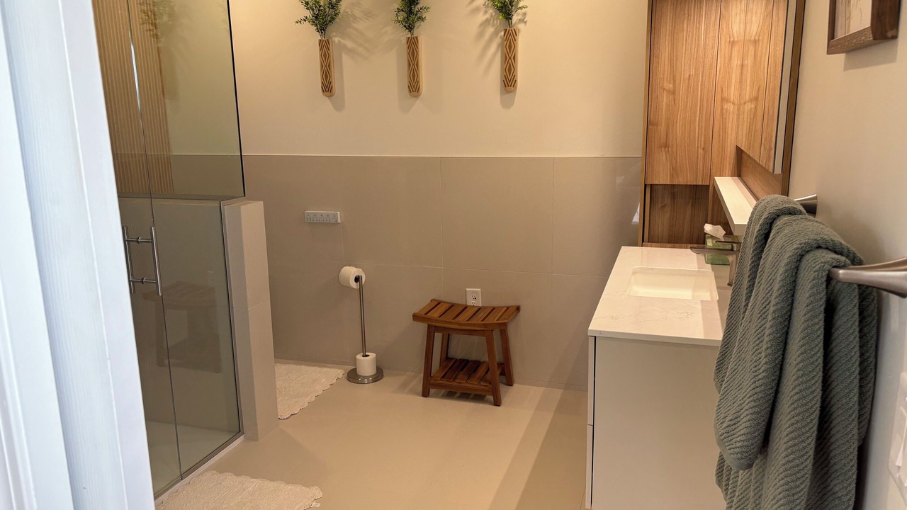 Photo of Bathroom in Alburg