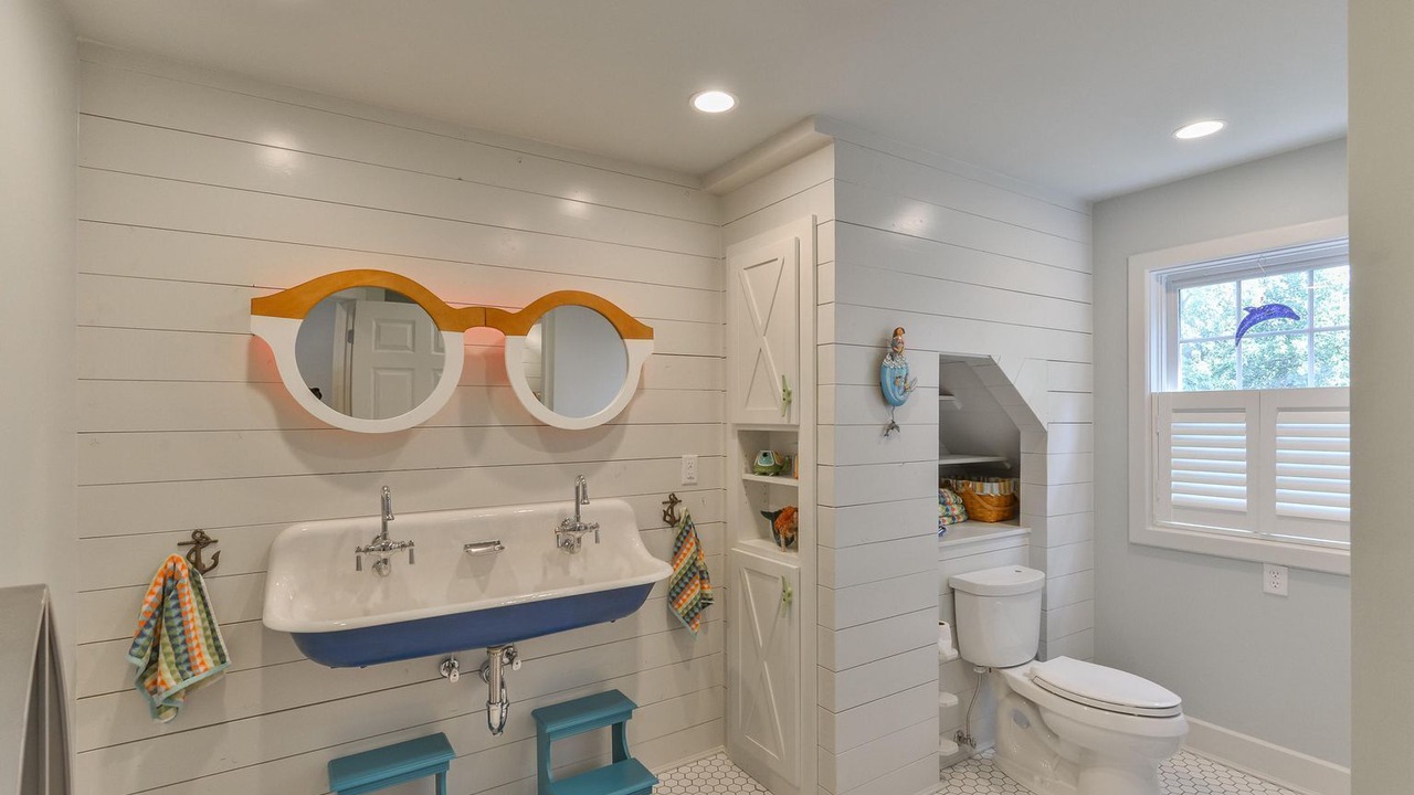 Photo of Bathroom in Prospect