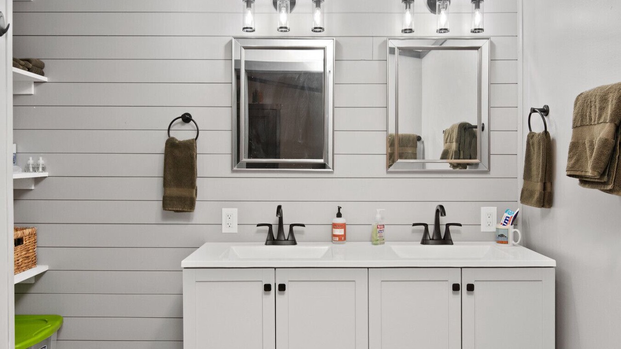 Photo of Bathroom in Grand Isle