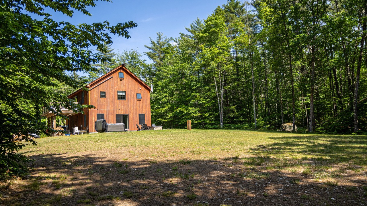 Photo of Outdoor in Center Conway