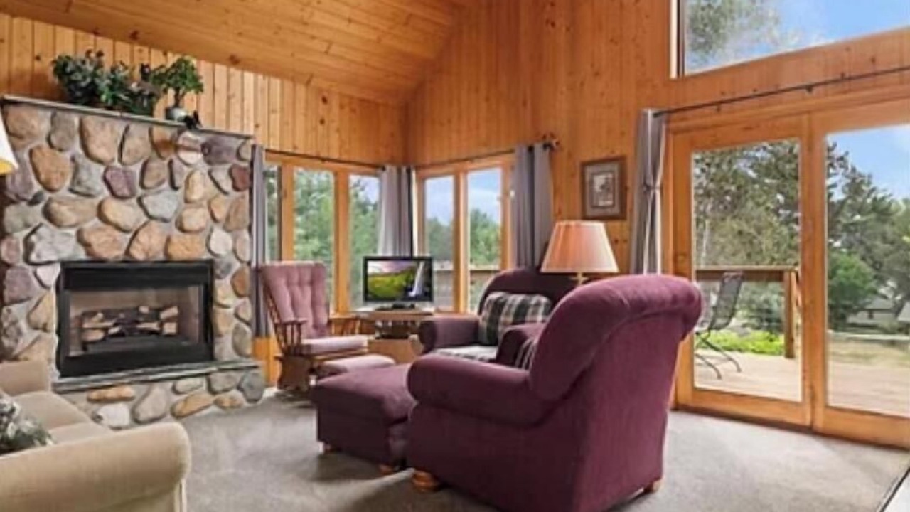 Photo of Livingroom in Pine River