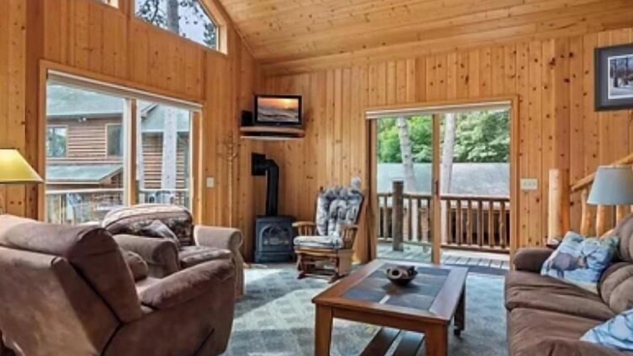 Photo of Livingroom in Pine River