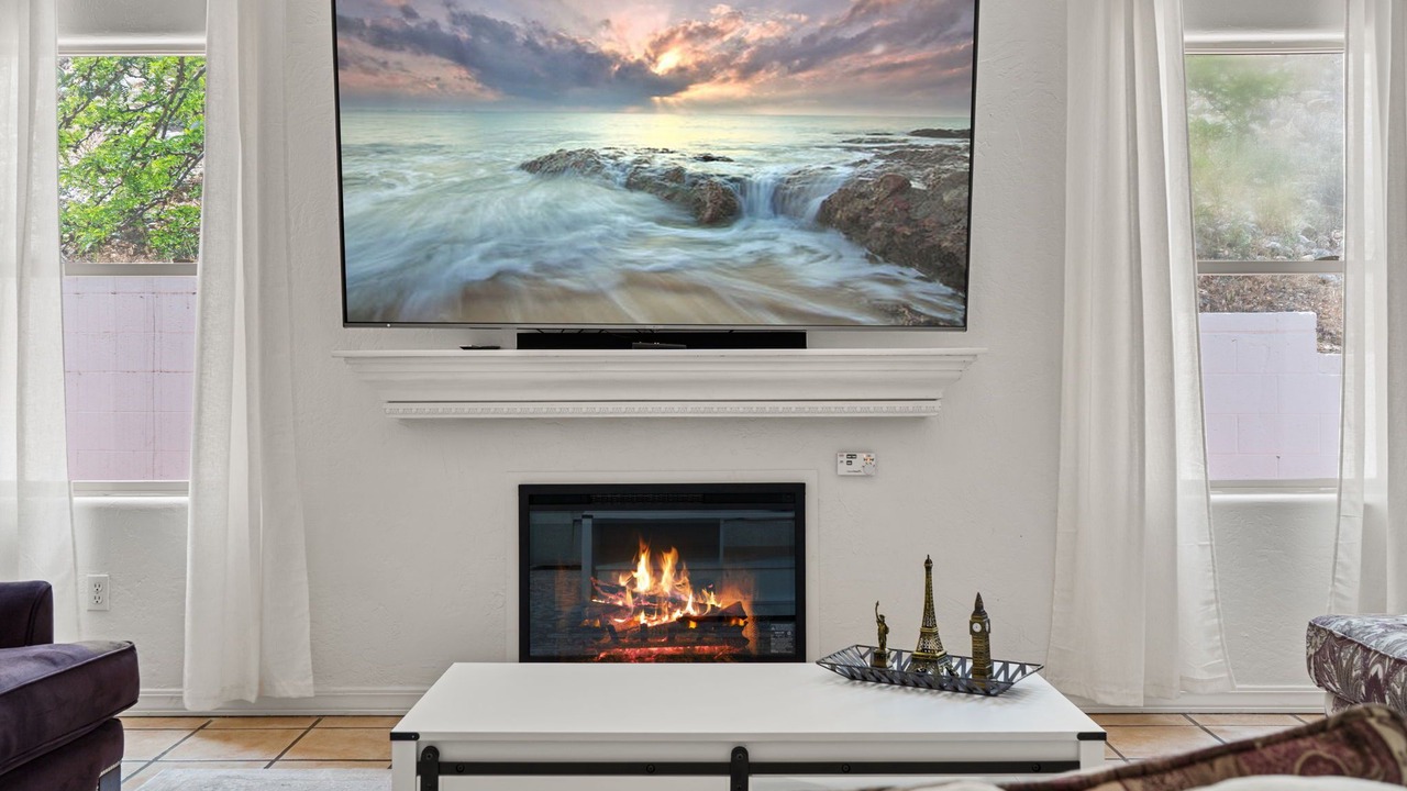 Photo of Livingroom in Paradise Hills Civic