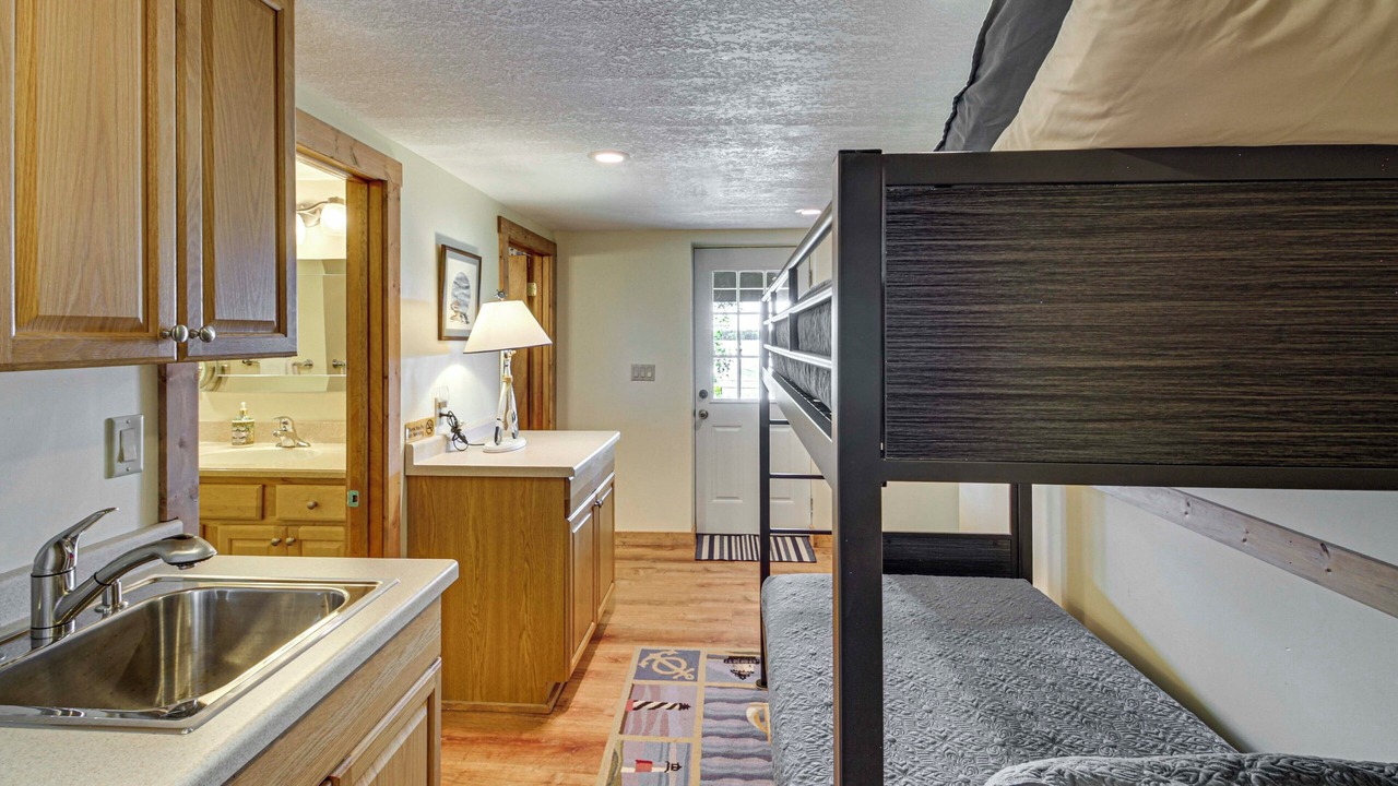 Photo of Bedroom in Crosslake