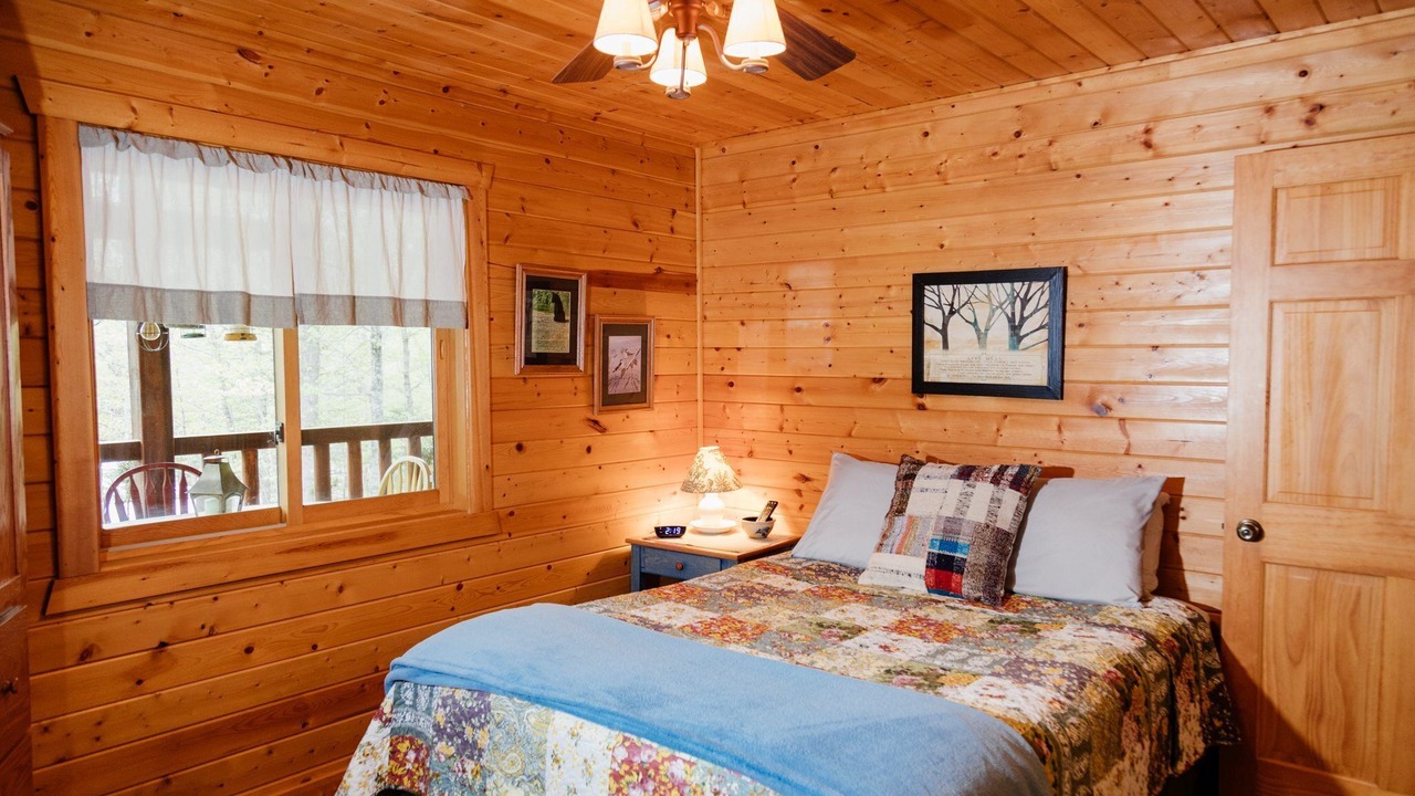 Photo of Bedroom in Brill
