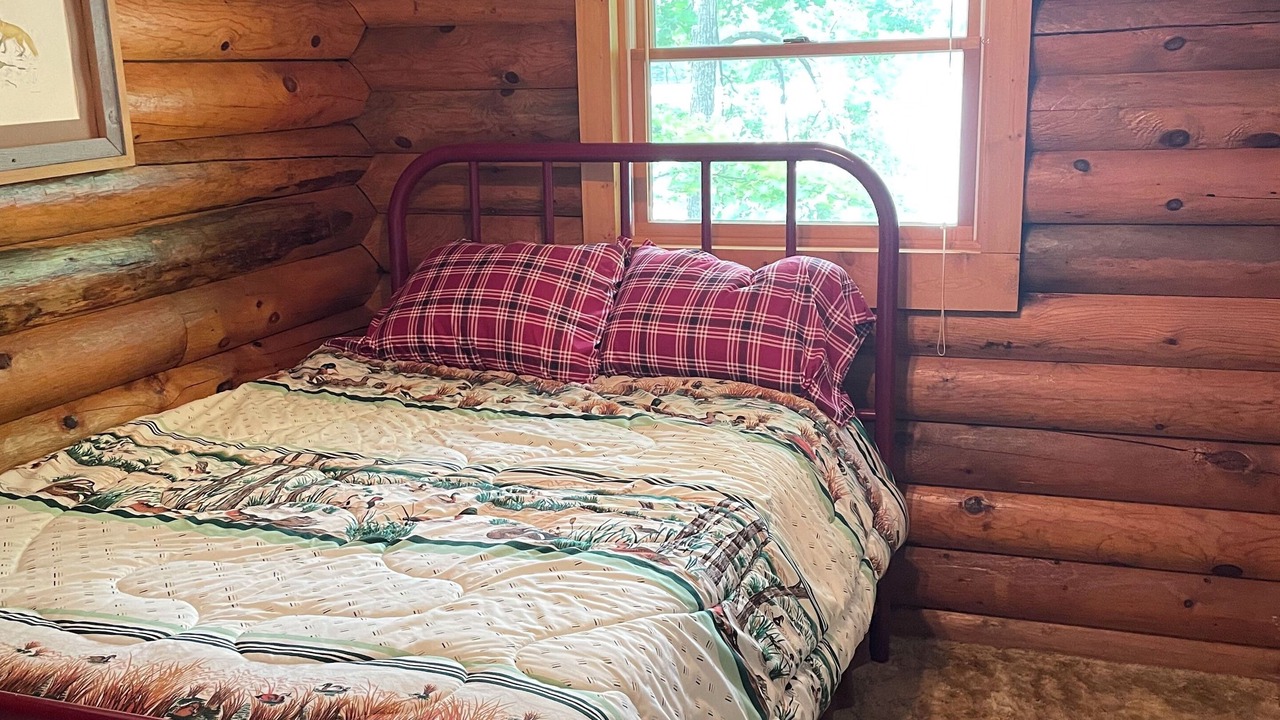 Photo of Bedroom in Turtle Lake