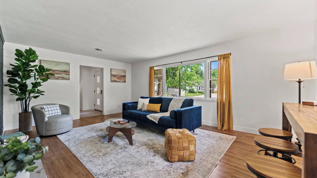 Photo of Livingroom in Janesville