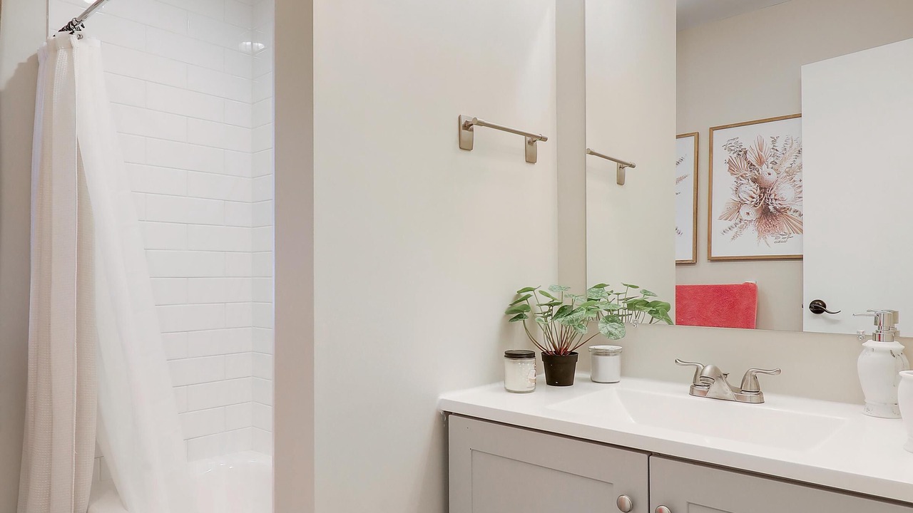 Photo of Bathroom in Richfield