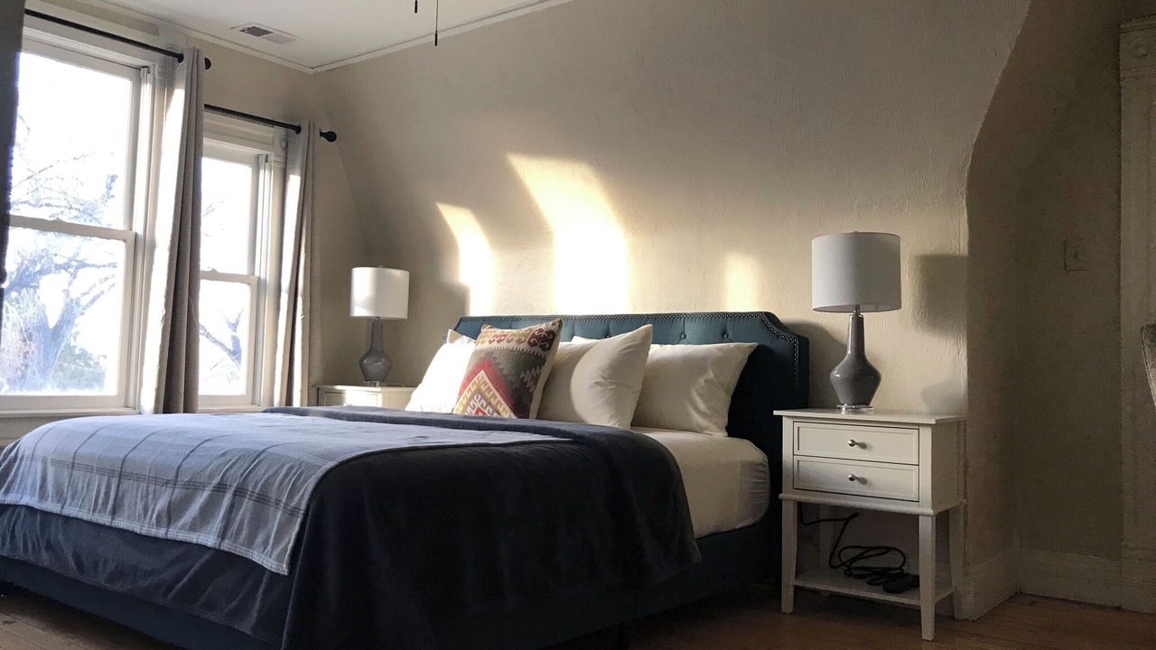 Photo of Bedroom in Huning Highland Historic District