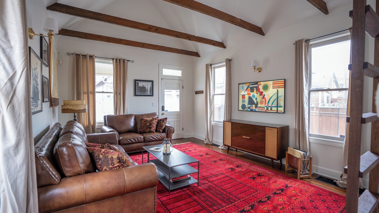 Photo of Livingroom in Downtown Columbus