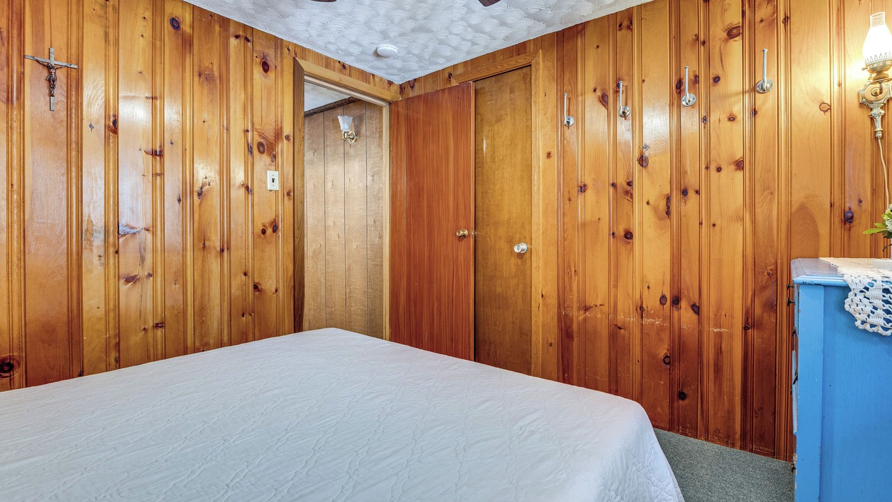 Photo of Bedroom in Freedom