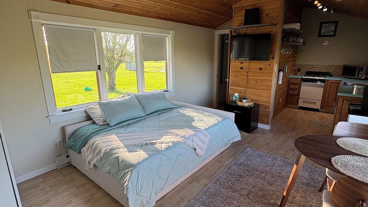 Photo of Bedroom in Chazy