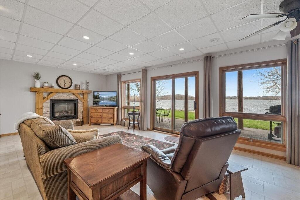 Photo of Livingroom in Rush City