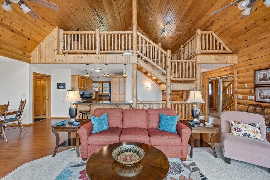 Photo of Livingroom in Rush City