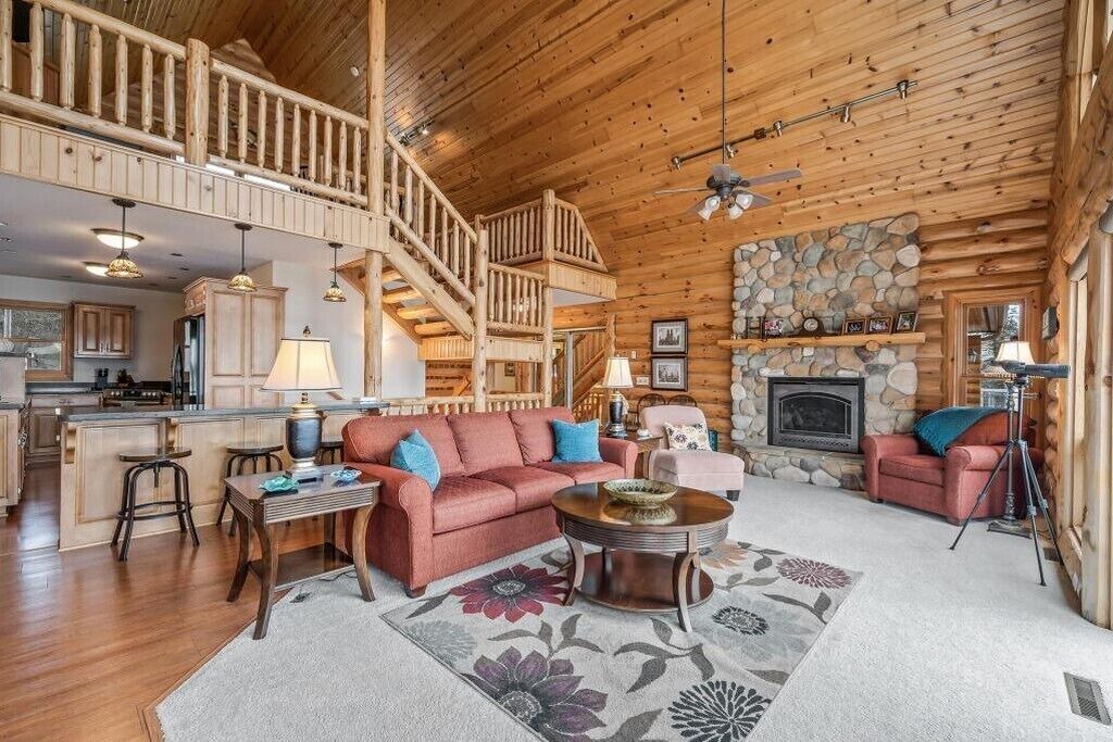 Photo of Livingroom in Rush City