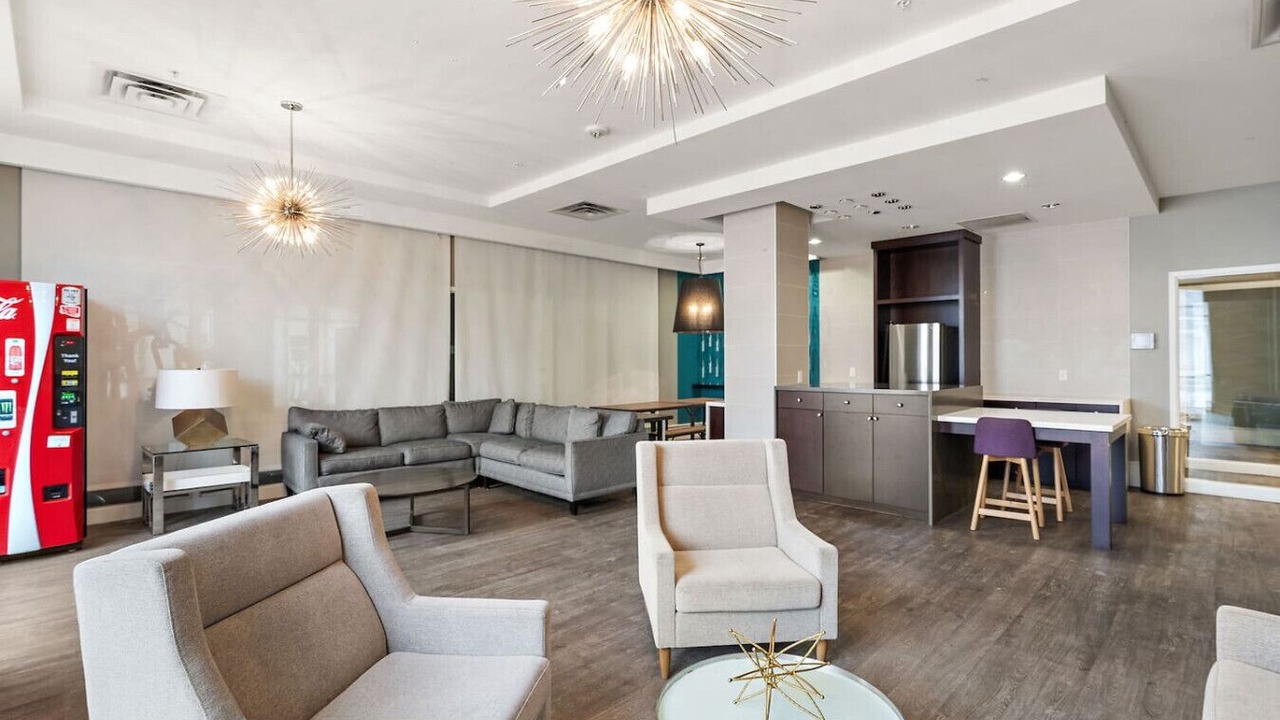 Photo of Livingroom in Downtown Minneapolis