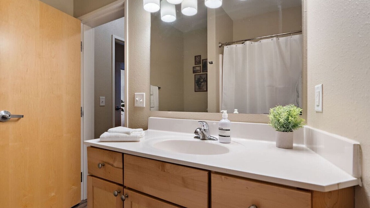 Photo of Bathroom in Downtown Minneapolis