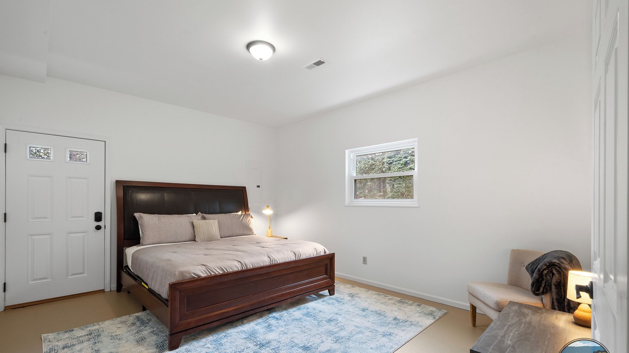 Photo of Bedroom in Twin Lakes