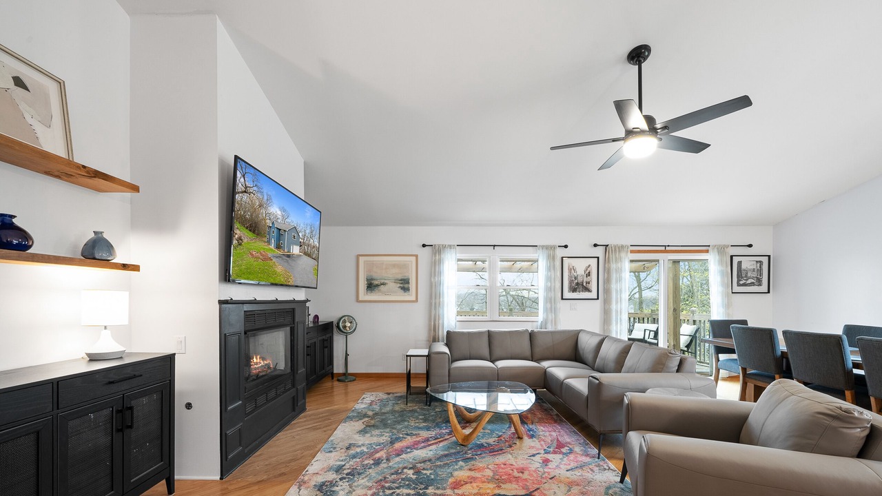 Photo of Livingroom in Twin Lakes