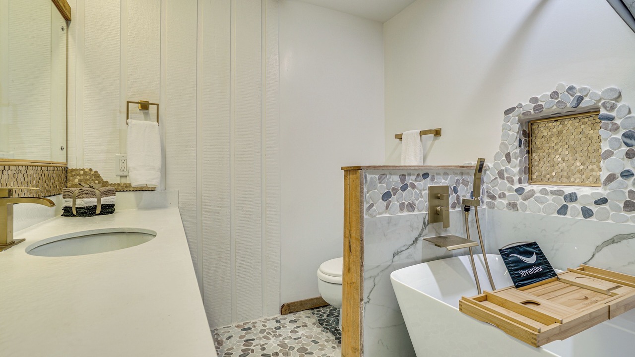 Photo of Bathroom in Little Canada
