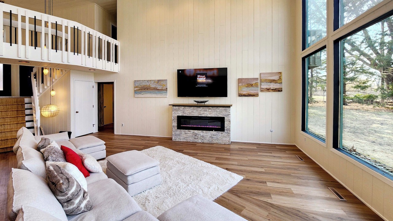 Photo of Livingroom in Little Canada