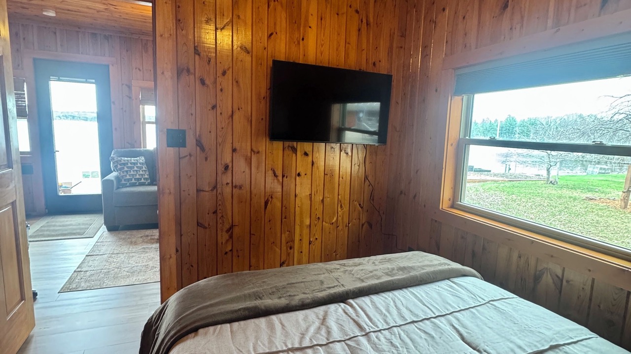 Photo of Bedroom in Spooner