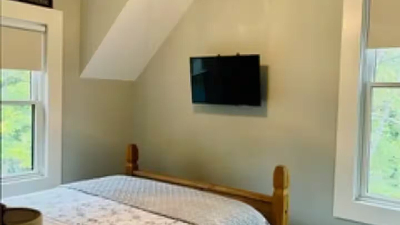 Photo of Bedroom in Huletts Landing