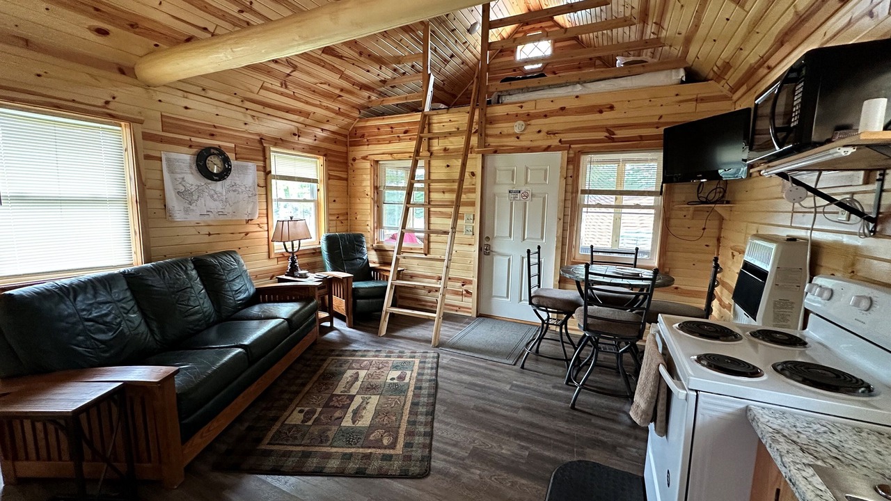 Photo of Livingroom in Tomahawk