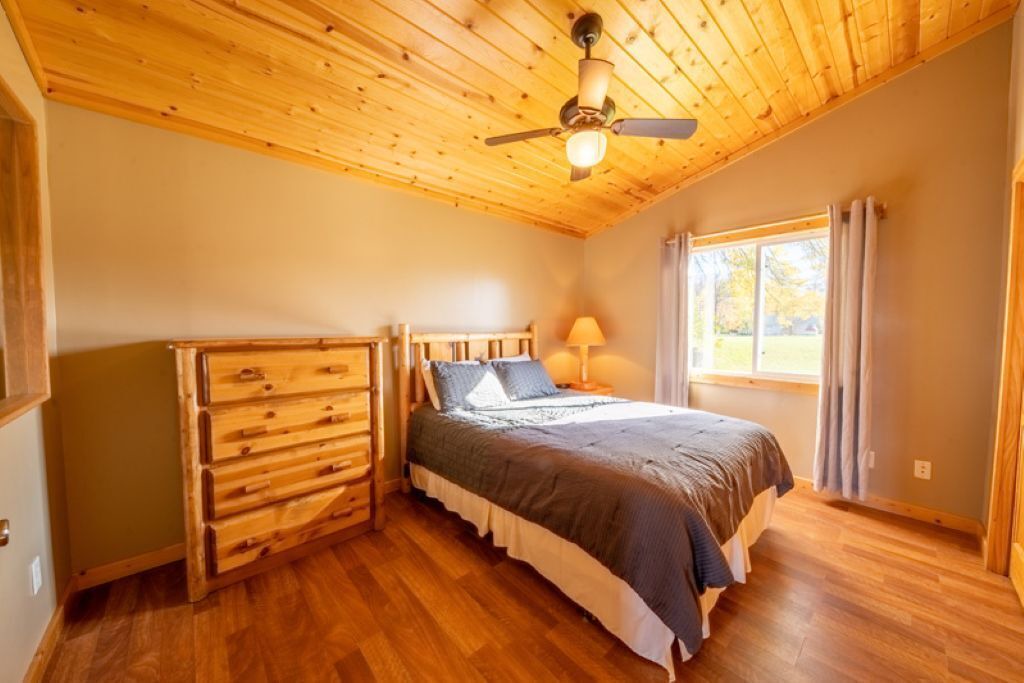 Photo of Bedroom in Isle