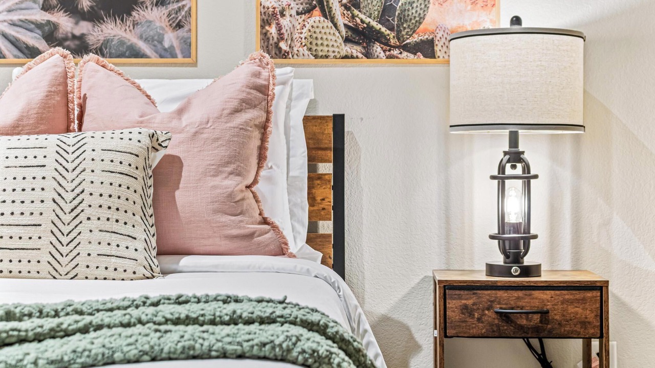 Photo of Bedroom in Warehouse District