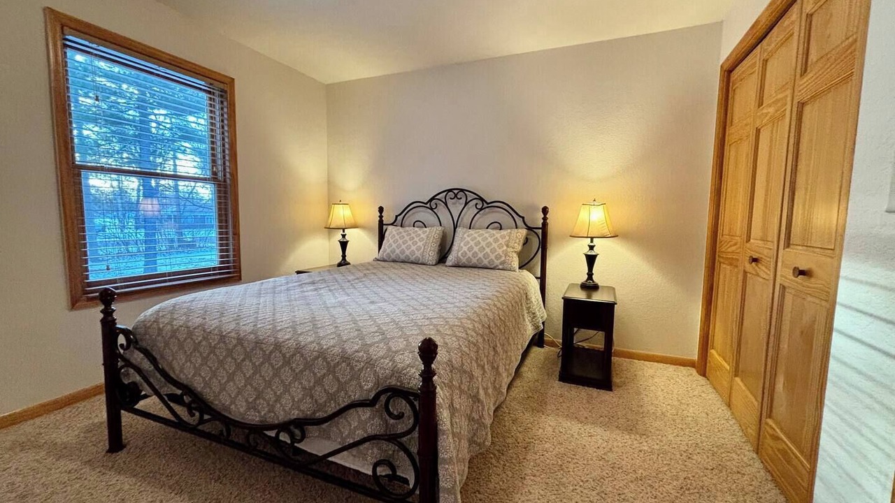 Photo of Bedroom in Baxter